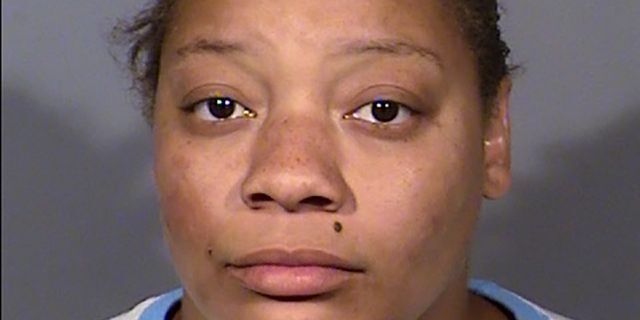 EdmundDaGeneral's tweet image. Cadesha Bishop Kills An Elderly Man By Pushing Him Off The Bus edmunddageneral.com/2019/05/15/cad…