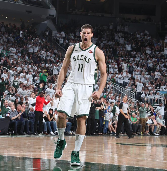 View image on Twitter