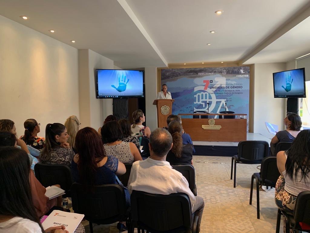 Conferencia “Prostitución, explotación sexual comercial y trata de personas” de la Mtra. Verónica Gloria Acacio Trujillo, Magistrada Consejera del Poder Judicial del Edo. De Quintana Rooy Consejera Nacional por los Derechos de los Niños en la Infancia.