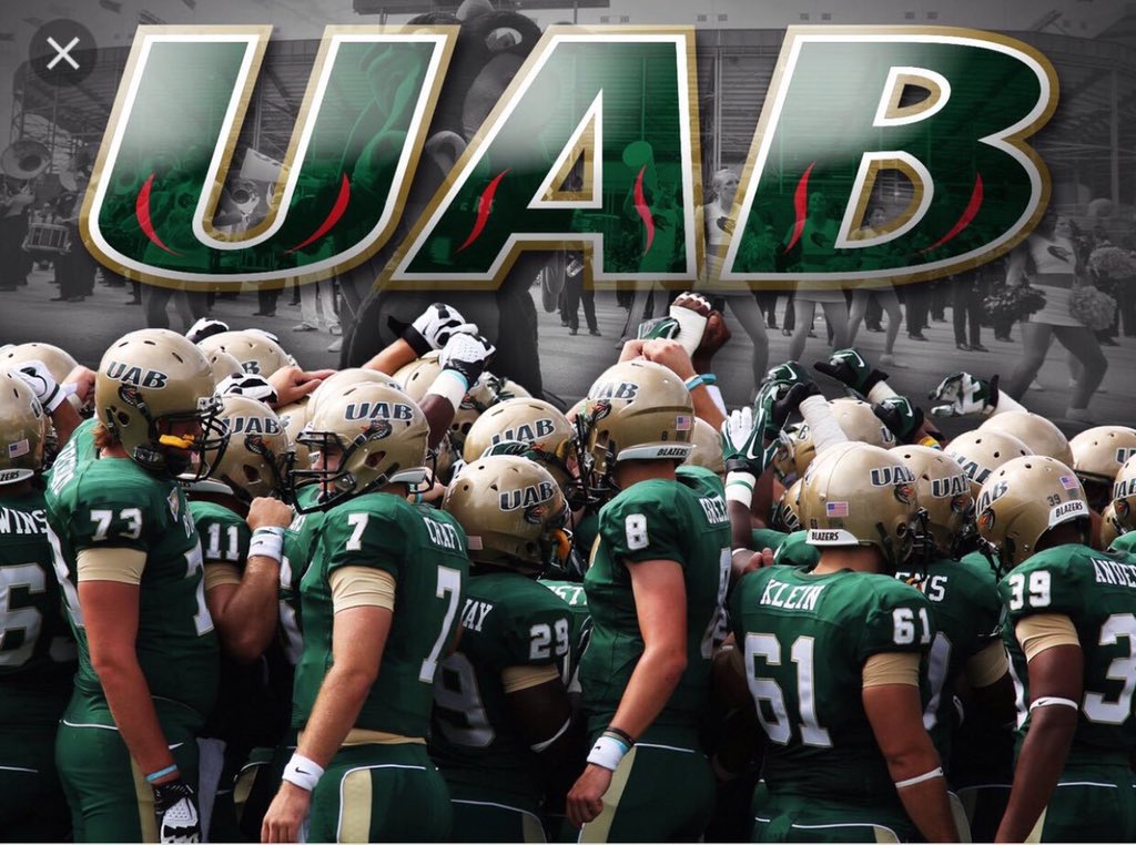 JQuinnelly's tweet photo. All glory to God! Blessed to receive my first offer from the UAB Blazers! #GoBlazers @UAB_FB @CoachLG_7 @DaphneFBTrojans https://t.co/1b5vEeVJxS