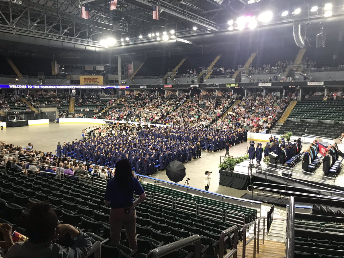 sharonkkang's tweet photo. Congratulations Class of 2019! https://t.co/f4ToT1cVM9