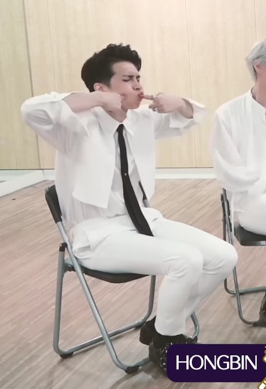 Chicken_vixxluv's tweet photo. ㅋㅋㅋㅋㅋㅋㅋㅋㅋㅋ재환처돌이 구삼 https://t.co/vtJbZmcWqC
