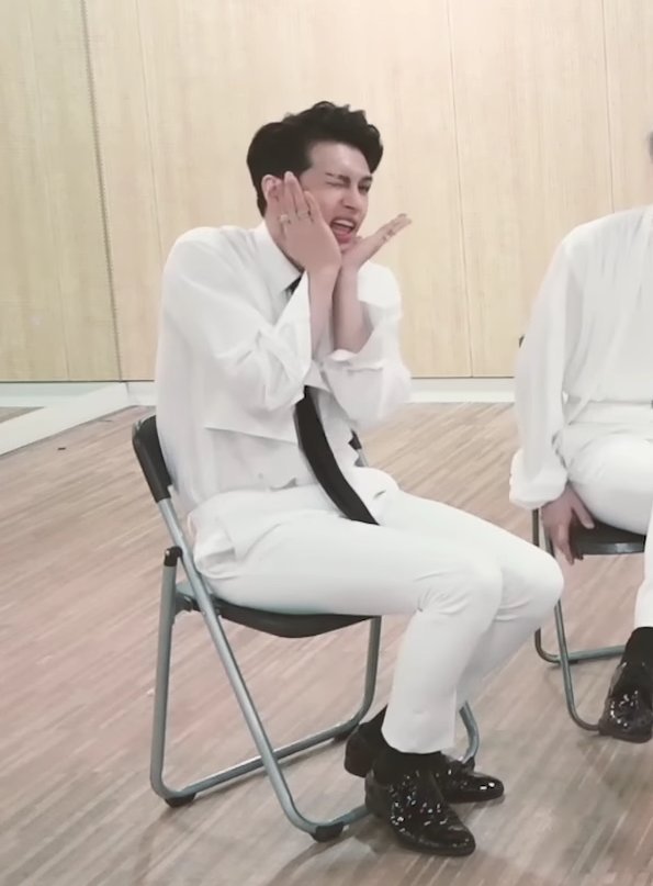 Chicken_vixxluv's tweet photo. ㅋㅋㅋㅋㅋㅋㅋㅋㅋㅋ재환처돌이 구삼 https://t.co/vtJbZmcWqC