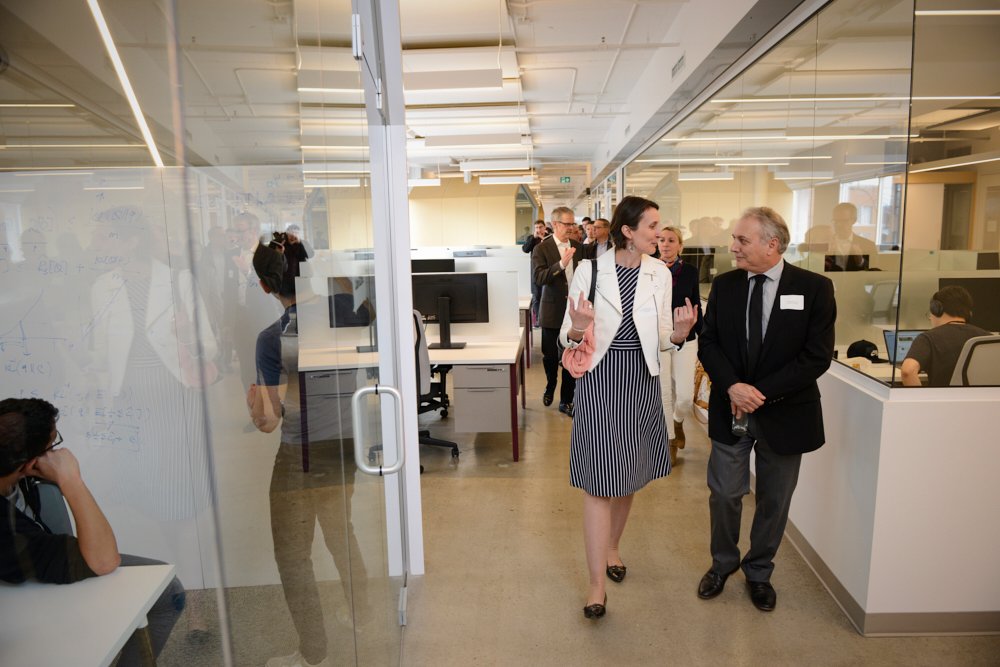 Artificial Intelligence in Health: Yves Boussemart, Managing Director <a href="/quantumblack/">QuantumBlack, AI by McKinsey</a> Americas, gave an insightful presentation to the Life Sciences and Health Tech crowd at <a href="/MILAMontreal/">milamontreal</a> #AIinHealh #MTL