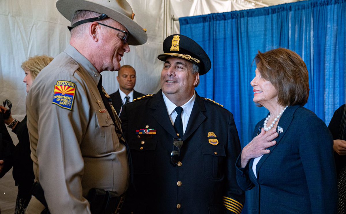 SpeakerPelosi's tweet image. Every day, police officers nationwide go to work serving our communities. Today, we took a moment during #PoliceWeek2019 to thank them for their service, and honor all who gave their lives or were injured while performing their duties.