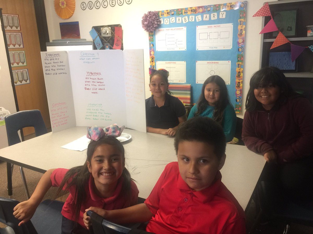 normaaguayo2's tweet photo. @CartwrightCoug Atzin’s 2nd STEAM Expo was amazing!  Thank you everyone! Great minds at works! https://t.co/96haQ1McE1