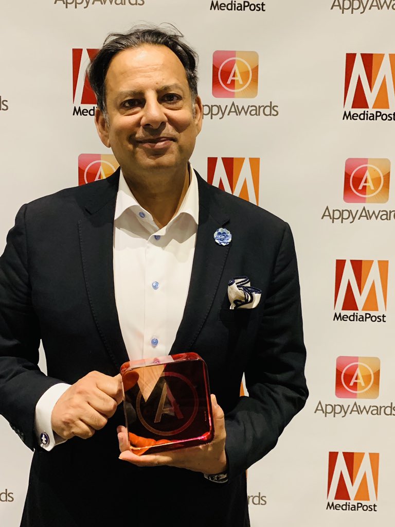 @woven_app @MediaPost So proud to pick up the #AppyAwards trophy on behalf of the @woven_app team - fellow winners included @HBO #WestWorld @GoldmanSachs @claritymoney and @business‘s news app - congratulations on your truly amazing progress and delivering the first truly intelligent calendaring app