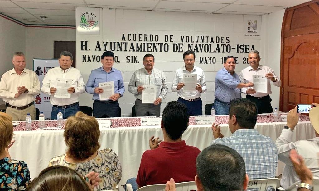 INEAmx's tweet photo. @GerardoMolinaA_ visitó #Sinaloa en donde asistió a:
🔹️Entrega de 302 certificados en #CREE del @dif_sinaloa.
🔹️Reunión de trabajo con personal del @ISEASL 
🔹️Firma de convenio con el municipio de #Novolato 

#JuntosEsMásFácil combatir el analfabetismo y el rezago educativo https://t.co/B63PKAbuTS