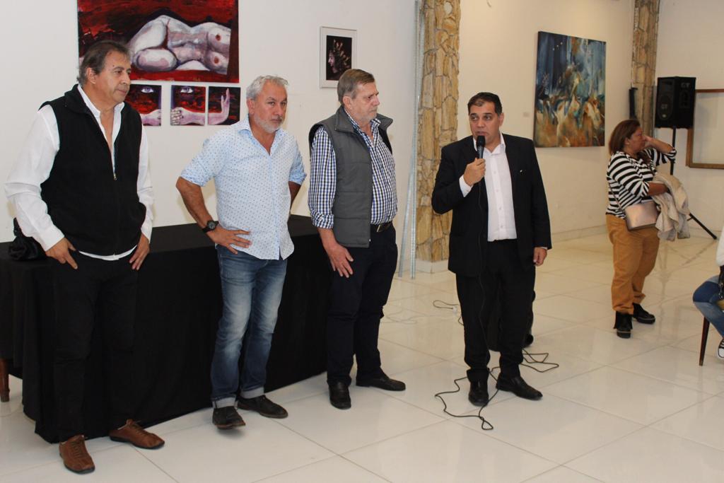 DanielDeiana3's tweet photo. Hoy nos reunimos en la @Mutualidadprov con los candidatos de la lista del Partido por la Renovación y la Dignidad.

#Deiana2019
#TucumanEsFuturo
#PRY
#DeianaLegislador https://t.co/TmW95ygimy