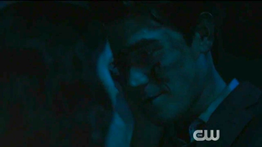VarchiePolls's tweet photo. “i love you archiekins” !!! “i’m not letting you die tonight” !!! They are back ! They are so in love ! Bitchesss ! They back ! #Varchie #Riverdale @CamilaMendes @kj_apa https://t.co/0QksGfVumx