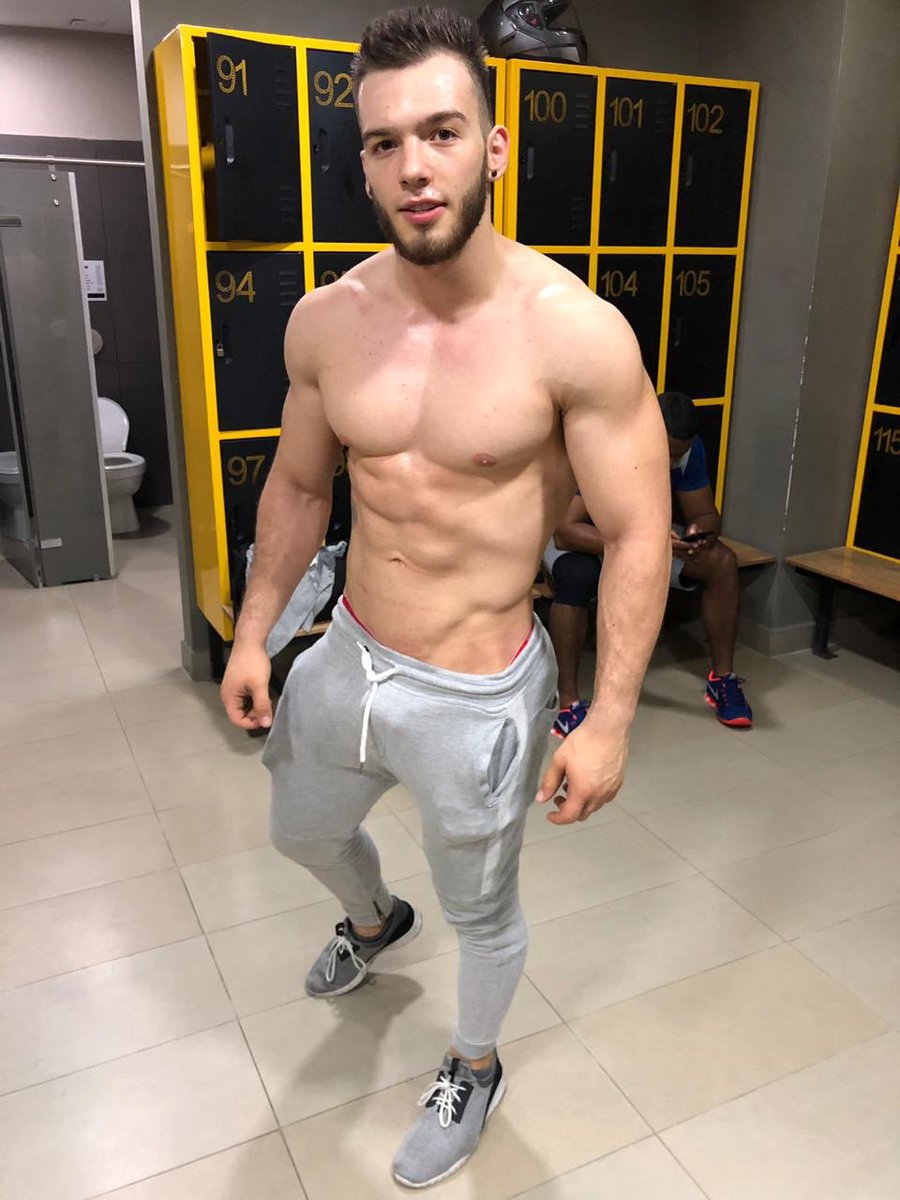 On guys @Flirt4FreeGuys @Flirt4Free @Flirt4FreeCO 