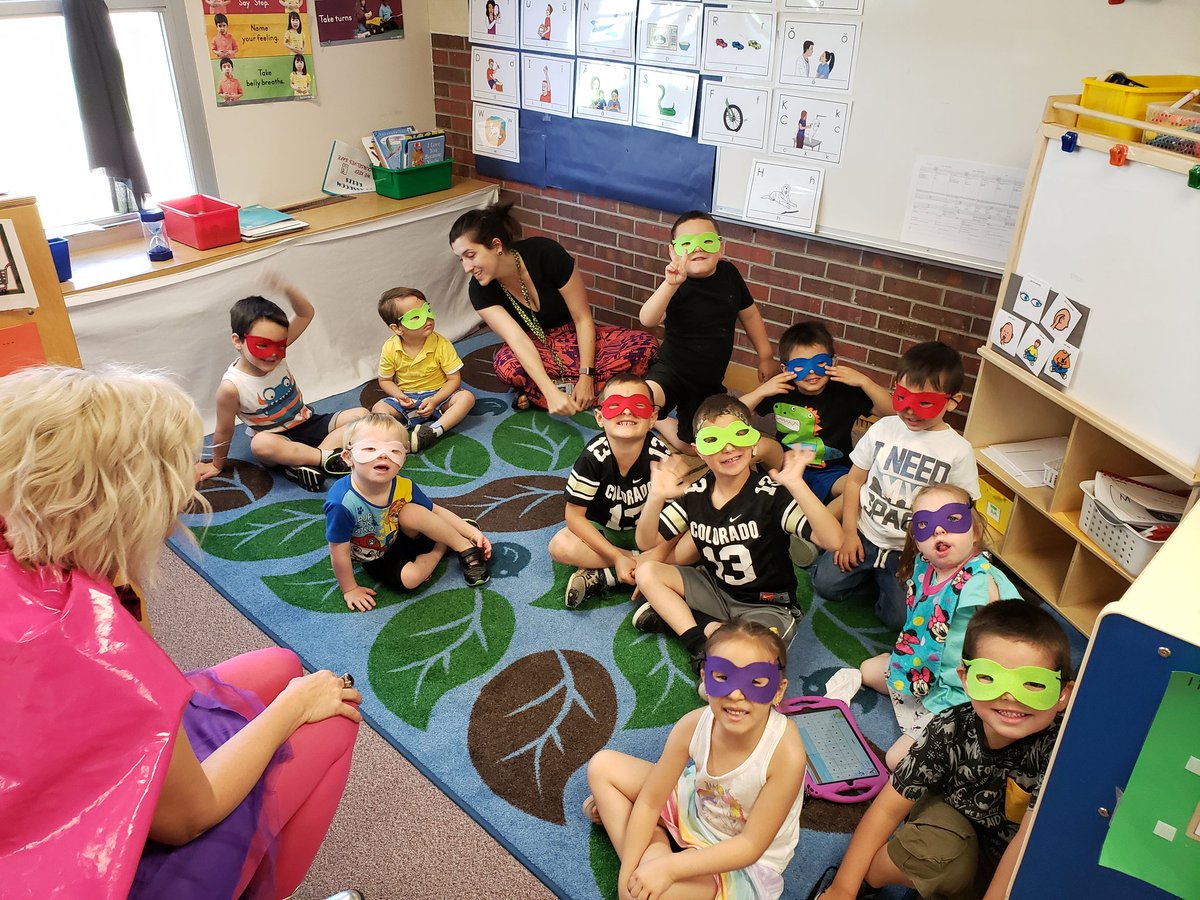 Preschool_VivES's tweet photo. Superheroes!! Celebrating the "super" readers in our class with the Jeffco Public Librarian who visits every month. Thanks for a great year, Ms. Jill! ๐โค
#super #reading #jeffcolibrary
@VivianESJeffco @JeffcoSchoolsCo https://t.co/Kmb4nt2cnv