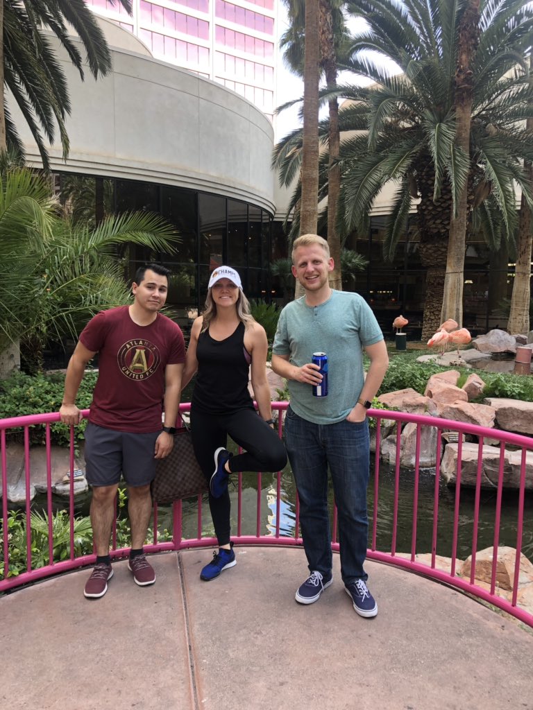thelifeofkacey's tweet image. Flamingo-ing around Vegas waiting for #fevofest to start. 
#FEVO #womeninsports #awkward