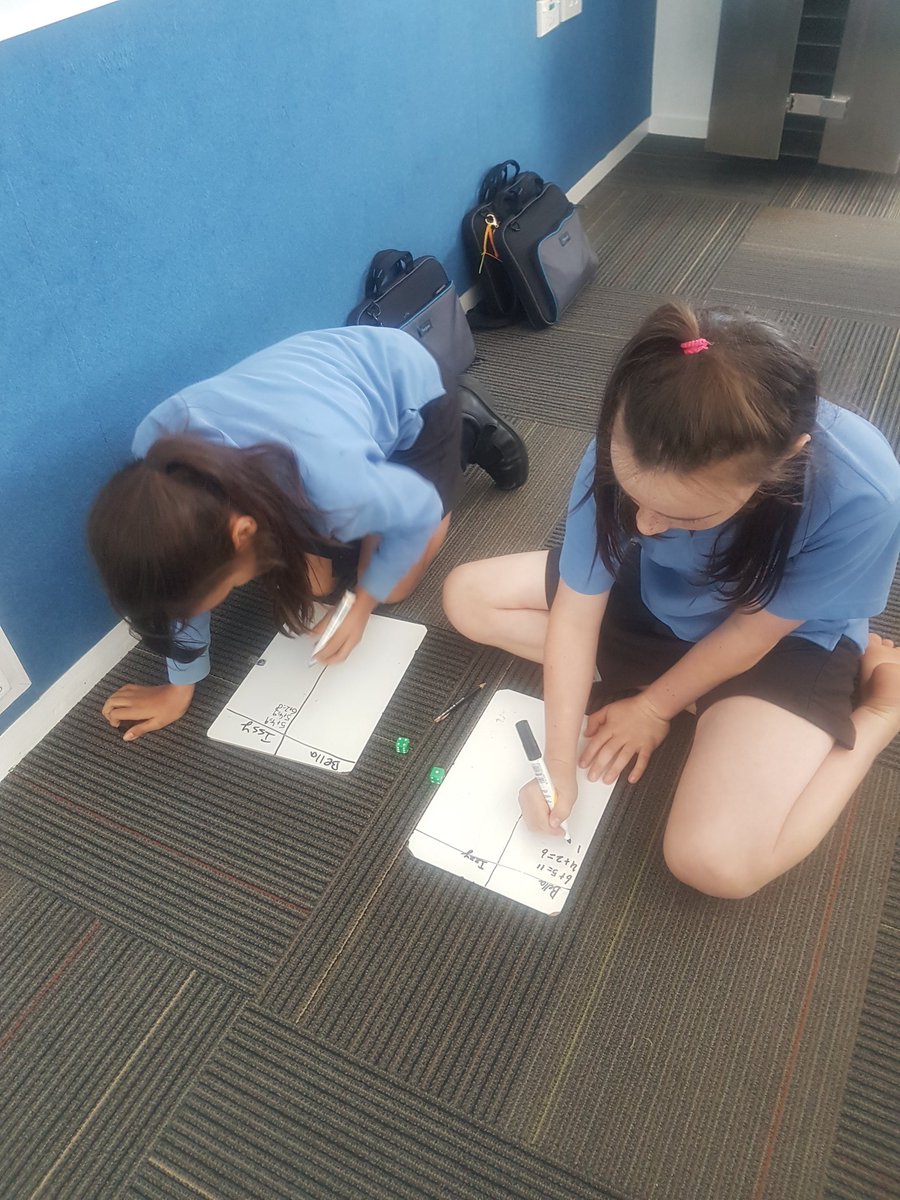 nicole_m_walsh's tweet photo. #SFSstudentvoice New game- Roll 100. Using dice to practise adding to 100. #SFSUTS Fun with friends! @StonefieldsSch https://t.co/1yyEVLcdB8