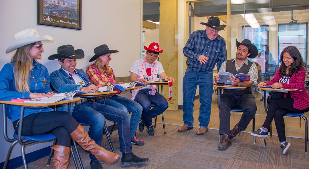 GSI_edu's tweet photo. 🤩We have an English study program for 14-17 years old in Calgary this summer! English lessons combine with afternoon activities during the week around Calgary, weekend trip to Banff!
.
🤩Intakes are in July, August 2019. Contact us! https://t.co/ZBz4D48kZW
