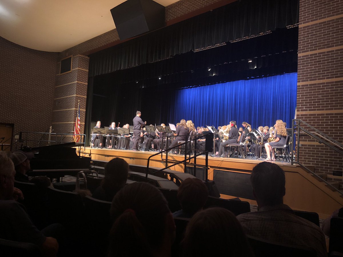 vrhsap's tweet photo. Congratulations to the Valley music program for a fabulous concert this evening. https://t.co/7mr7F5FIHQ
