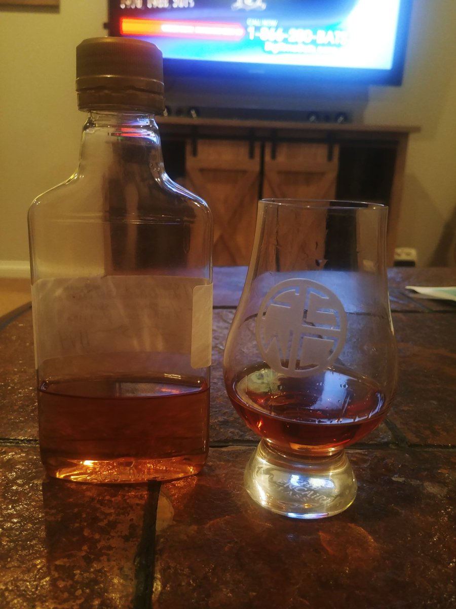 four_gate's tweet photo. We know the first batch just came out, but batch 2 is going to blow your minds.
#barrelsamples #batch2 #fall2019 https://t.co/btZBgA64Yz