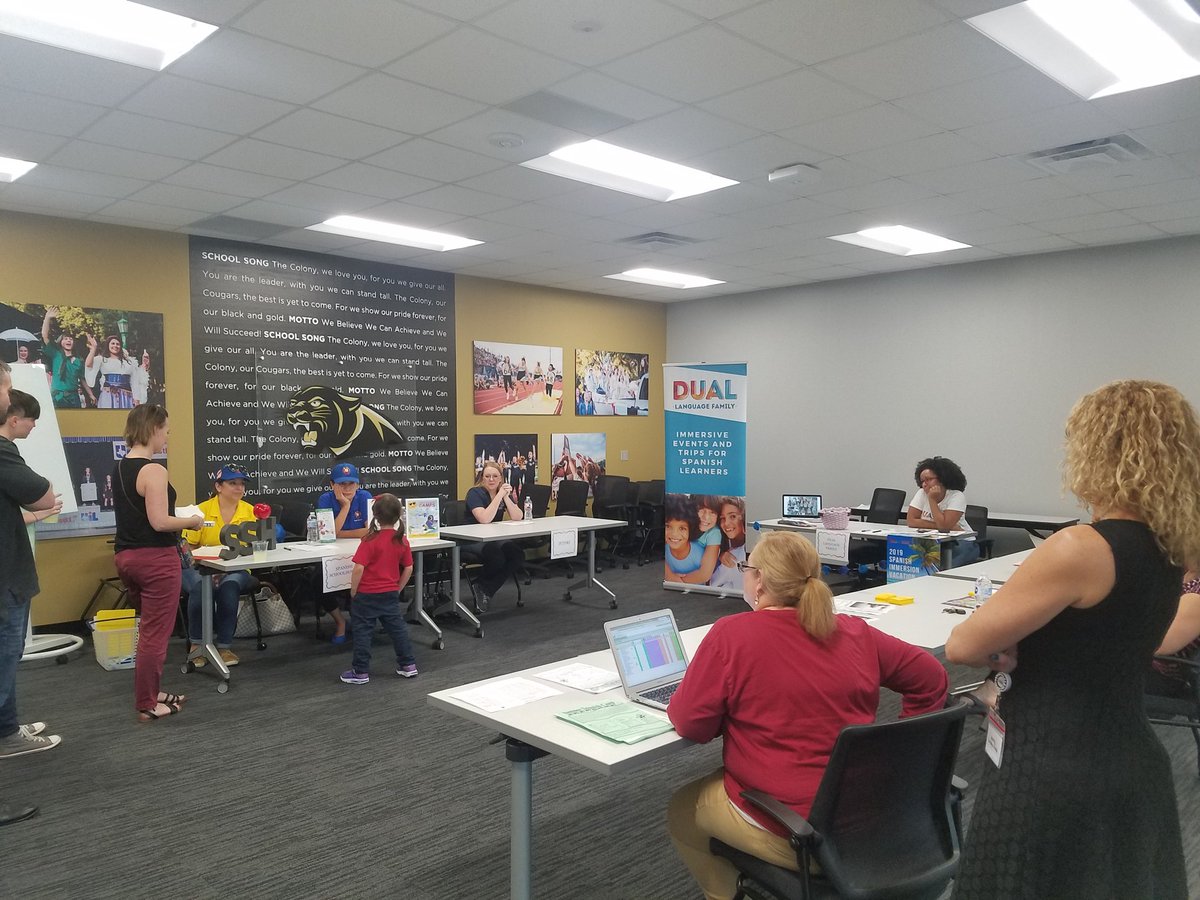 Our community and DL teachers go above and beyond to serve... closing the year with a bang! Our Parent Collaborative was a hit. 👏👏👏 #LISDLandT #LISDbilesl #LISDculture #CommunityEngagement @emontanez07 <a href="/02erod/">Esther Rodriguez</a> <a href="/hanbym/">Maria Hanby</a> <a href="/changeBcreative/">Cherylholly Baron</a> <a href="/valentin_millie/">Millie Valentin</a>