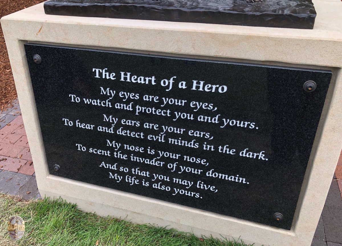 NampaPolice1's tweet photo. Honoring their courage and loyalty at the unveiling of Idaho’s K-9 Memorial earlier this evening at the courtyard of the Idaho Peace Officers' Memorial.
#NeverForget #EverWatchful #Partner #NPDK9 #Childers649 #Orvis607 #Berrier385 #K9Faro (retired) #NationalPoliceWeek https://t.co/1qta5HnL3O