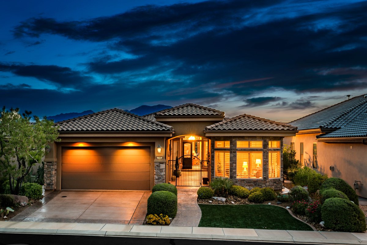 leewebb's tweet image. Photoshoot Complete 2243 W Sunbrook Dr 148, St George, UT 84770  #realestate #architecture #photography #Nikon #burnettgroup #stgeorge #leewebb #utah #dji #Mavic2Pro