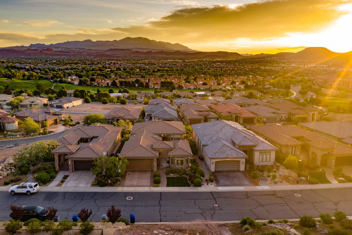 leewebb's tweet image. Photoshoot Complete 2243 W Sunbrook Dr 148, St George, UT 84770  #realestate #architecture #photography #Nikon #burnettgroup #stgeorge #leewebb #utah #dji #Mavic2Pro