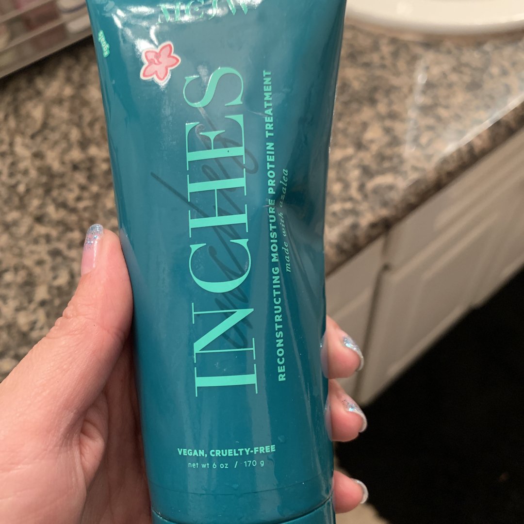 Sciarramusic's tweet photo. Love this @Influenster  @mcjwbeauty #IWriteTheRules #mcjw #HelloSpringVoxBox #complimentary #contest https://t.co/J3g9jF0RaY
