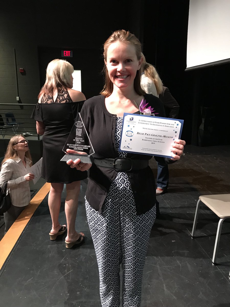 GroenkeJohn's tweet photo. Robbinsdale Teacher of the Year!   Sandburg’s Billie Pace-Graczyk. Congratulations! ⁦@ISD281⁩ ⁦@SandburgMS281⁩ https://t.co/5EzaiJD9mr
