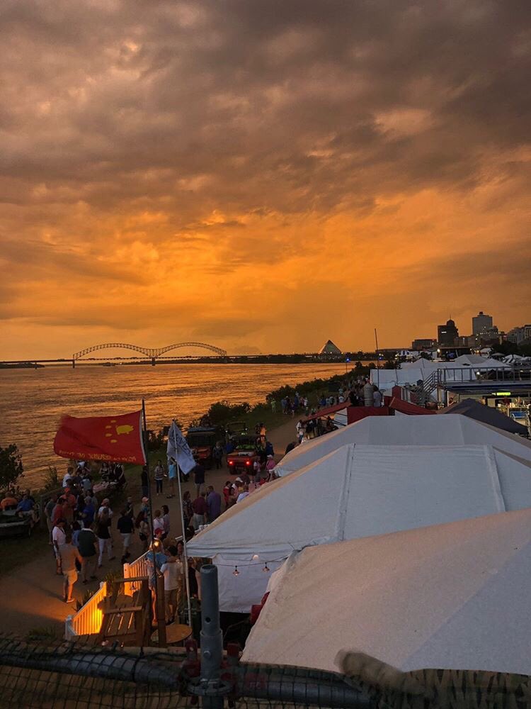 Thanks for the fantastic shot, <a href="/caragreenstein/">Cara Greenstein</a>! The nearby storms passed and we were given a treat on night one of #WCBCC19.