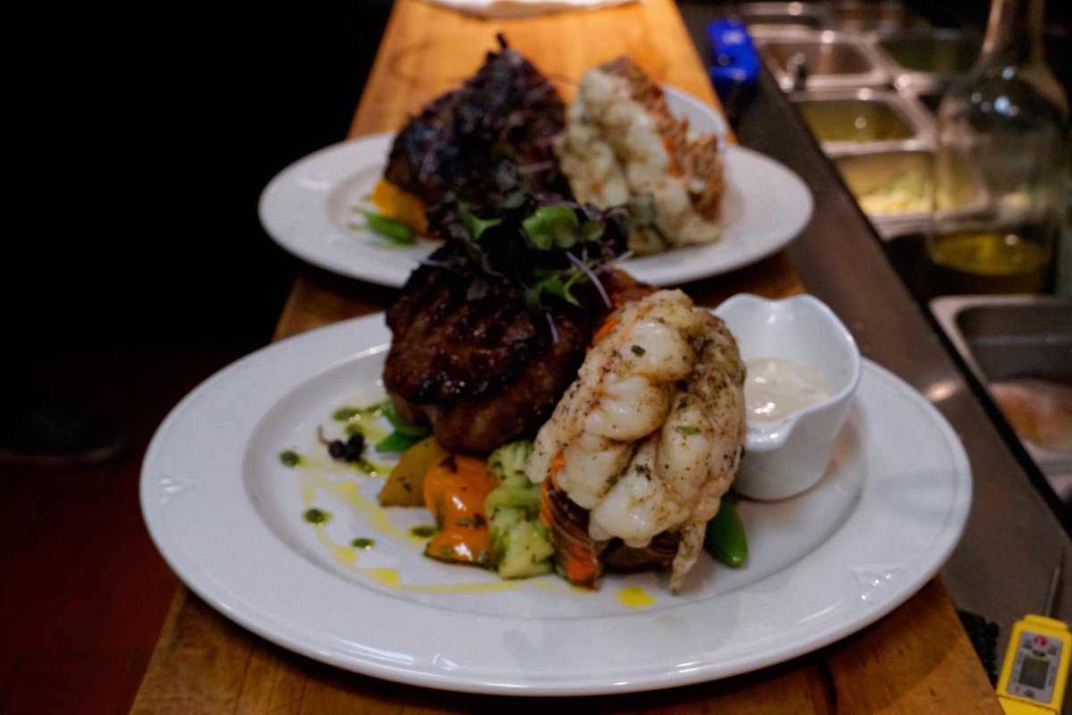rangefish's tweet image. This week’s feature entrée - 8 oz New York with 3 oz lobster tail, rosemary dijon mustard cream, jack cheese croquette potatoes &amp;amp; market veg 🦞