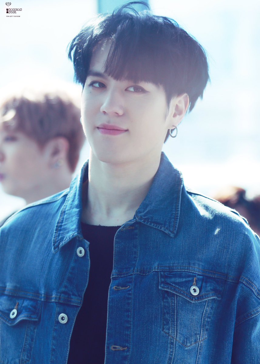 menggg_7's tweet photo. yugyeom maknae 
yugyeom main dancer 
yugyeom hit the stage 
yugyeom jus2 
yugyeom got7 
yugyeom adorable 
yugyeom awesome 
yugyeom cute 
yugyeom soft
#YUGYEOM 
#GOT7 
#JUS2
💌💌💌 https://t.co/LRXIOX1c9u