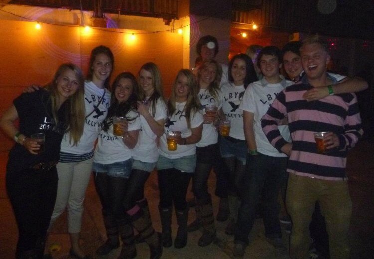 LBYFCblog's tweet photo. This weeks #ThrowbackThursday is to previous rally parties! 🏆🍻🍾🥳 #dillydilly #leighhhhhhton #therewere16onthebackseatofthebus https://t.co/Y4XGCNsjlC