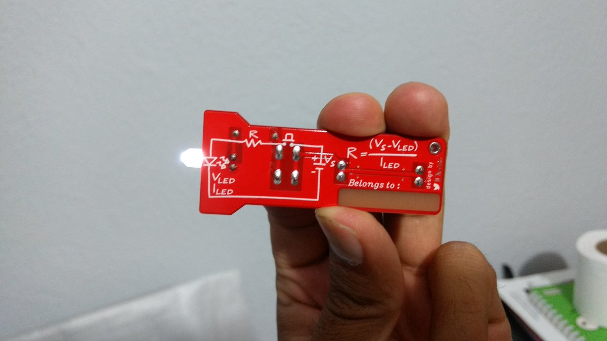 IObrizio's tweet image. El tamaño de los pads traseros es 35% más grande que los pads originales ,esto facilita la soldadura a los creadores 🤠.

Lista de materiales y archivos disponibles en el link 👇

📝Puedes votar 💖
pcbway.com/project/sharep… 🔦

#PCBdesign #IcanSolder #STEAM #PCB @PCBWayOfficial