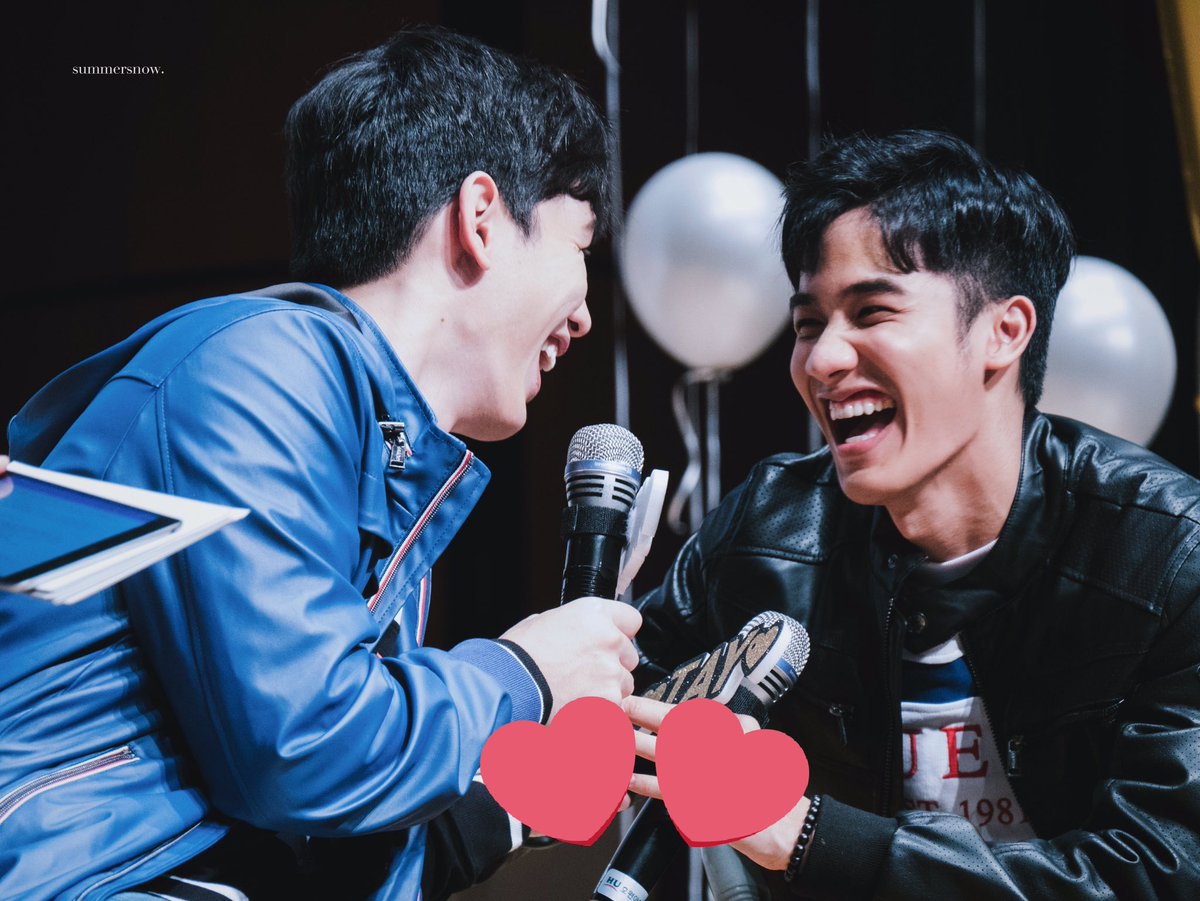 ShinningSun20's tweet photo. Tay has New 💙and New has Tay💙
We have TayNew.💙
Everything is beautiful 💞💞
#TayNewforever
#taynew #crdpicToOwner
#NewTayFMinKOREA https://t.co/0vMvJQhO33