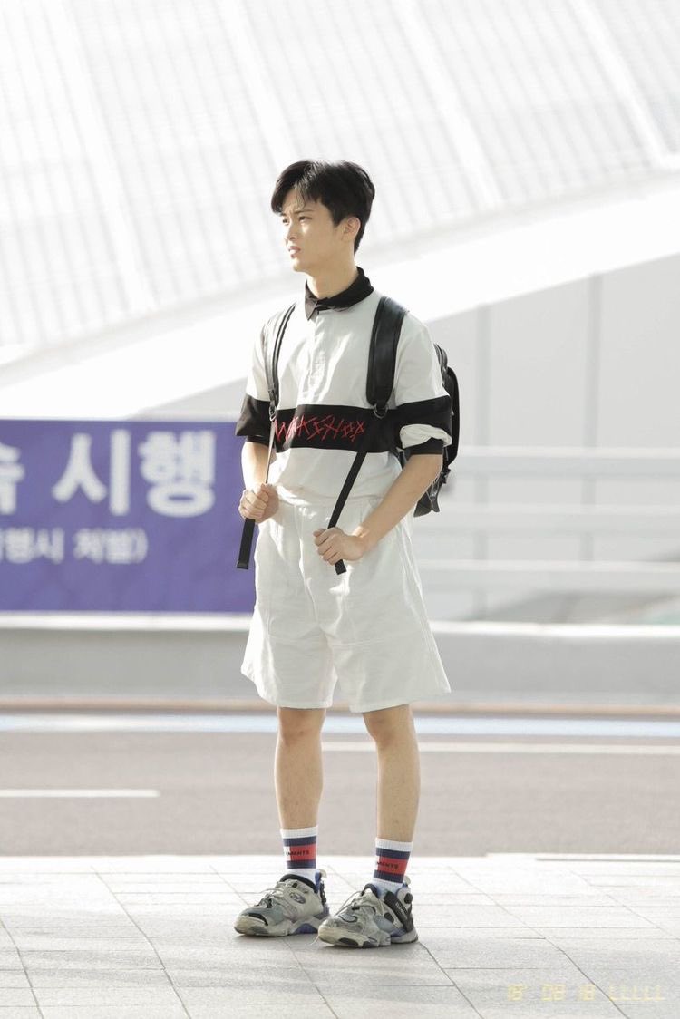◦ เก้ด ◦ tweet media