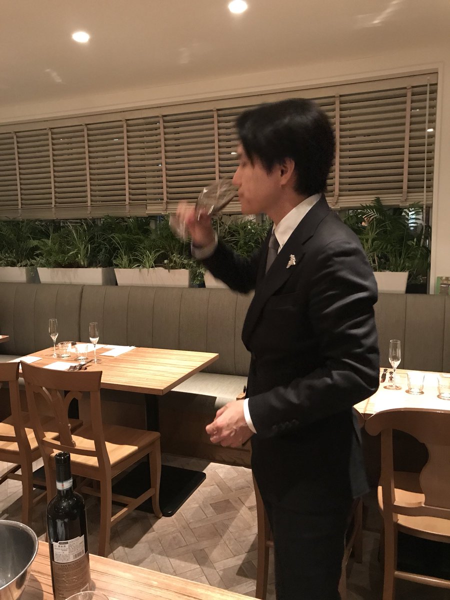 everythingsalad's tweet photo. ワインディレクター田邉公一氏プロデュースワインペアリング6月は、1日から
大好評のペアリングは2期目に突入します。どうぞご期待ください！
#田邉公一#ワインペアリング#南青山#表参道#サラダ https://t.co/1YpsQypmoE