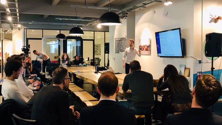 En direct de Sandbox : <a href="/t_jeanneau/">Thomas Jeanneau</a> utilise Webhooks by <a href="/zapier/">Zapier</a> et l’API de <a href="/getqonto/">Qonto</a> pour automatiser un rapport prévisionnel. Une idée pour votre équipe finance ?