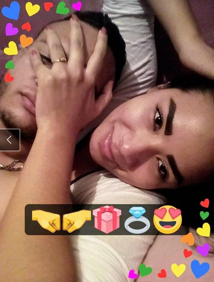geolimarrocio's tweet photo. cuando el compromiso llega a nuestras vidas... solo hay que ser feliz 😍🥰💏💍 https://t.co/tXyRGY1qGv