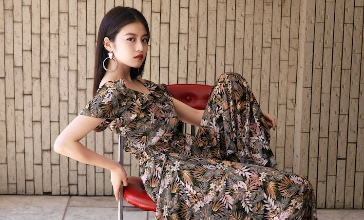 Tweet 馬場ふみかは最強の 水着姿 7月号の表紙美女たちが可愛