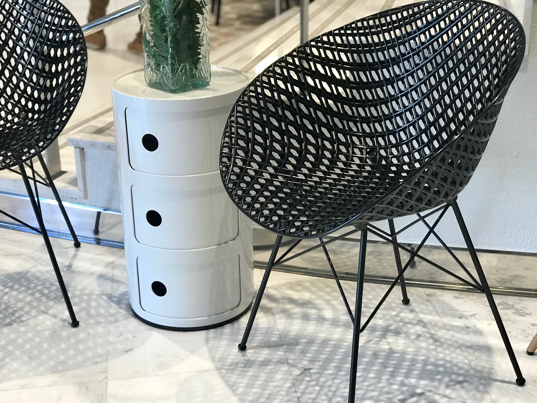 Autorización inicial Inocente GRUPO DIM on Twitter: "Silla Smatrik, creada por Tokujin Yoshioka para Kartell. El concepto de silla evoluciona gracias al diálogo entre diseño e innovación tecnológica. https://t.co/iV8FiBAfS5 #Interiordesign #Decordesign #Decoracion #IdeasDeco ... Autorización inicial Inocente GRUPO DIM on Twitter: "Silla Smatrik, creada por Tokujin Yoshioka para Kartell. El concepto de silla evoluciona gracias al diálogo entre diseño e innovación tecnológica. https://t.co/iV8FiBAfS5 #Interiordesign #Decordesign #Decoracion #IdeasDeco ...