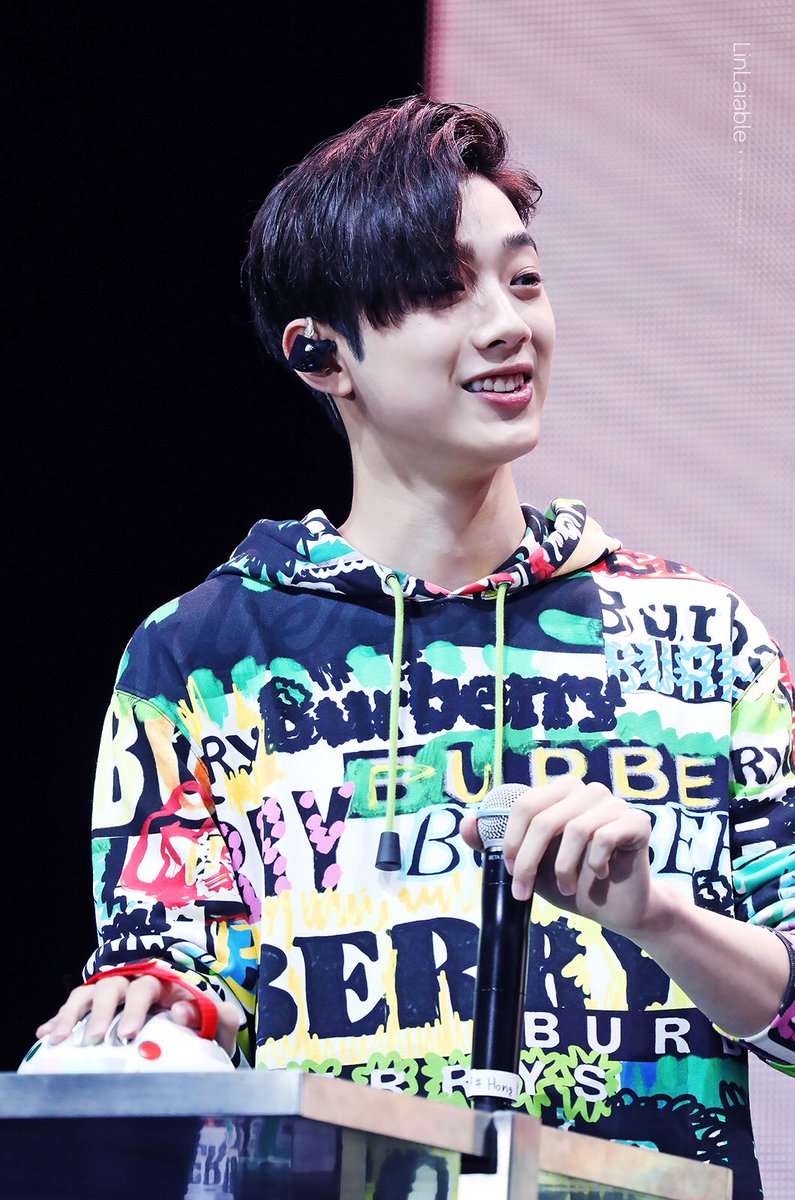 LinLaiable's tweet photo. 거짓말 탐지기 앞에서 가장 여유로운 사람

190511 #라이관린 https://t.co/X0Qu3TmNL8