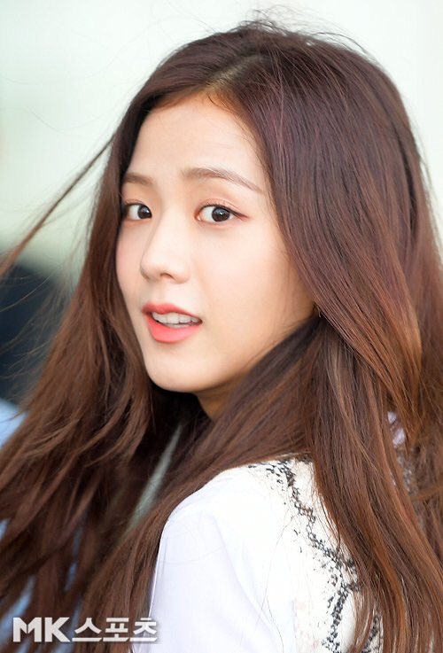 DCJisoogallery's tweet photo. [𝐏𝐫𝐞𝐬𝐬] 190516 ICN 출국 모음

https://t.co/rEWYgESqx3

#BLACKPINK #JISOO #블랙핑크 #지수 https://t.co/GgVJDUPeKc