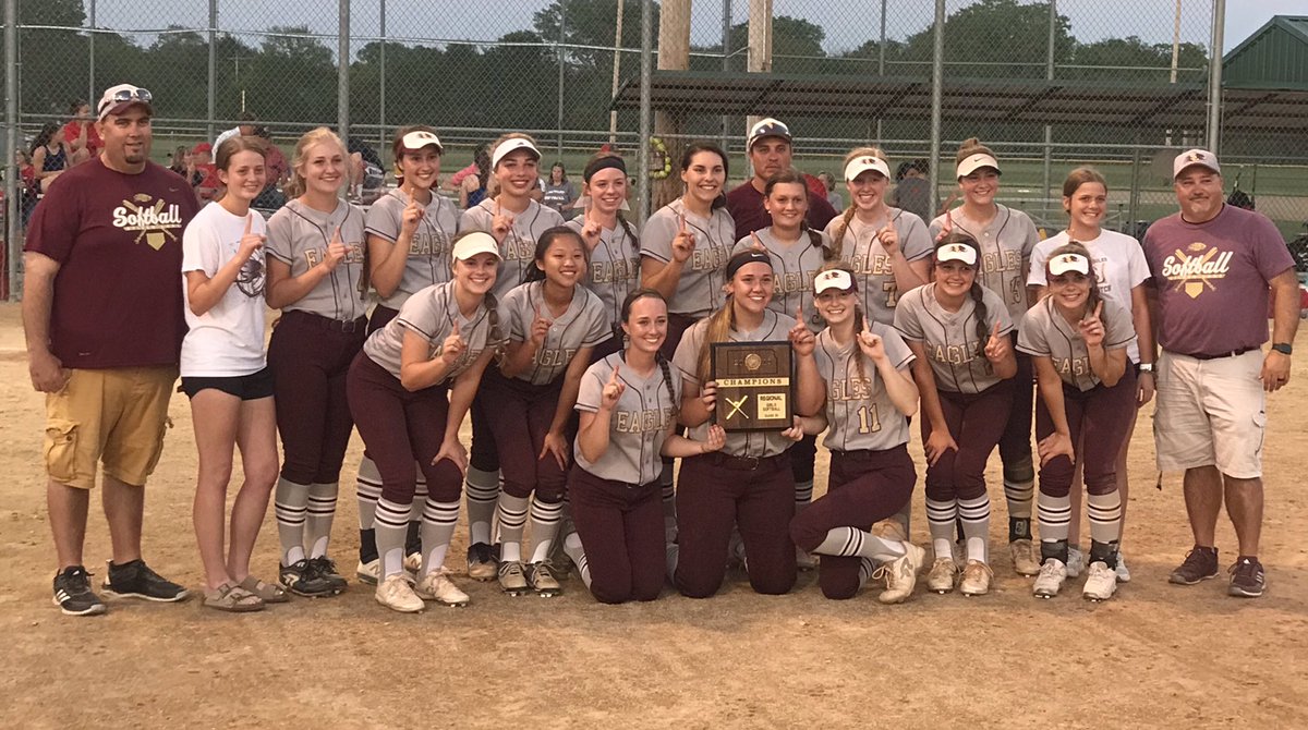Silver Lake wins 3A Regional with 5-2 win over previously unbeaten Burlington. Silver Lake enters state tournament at 19-4. #eaglessoar
