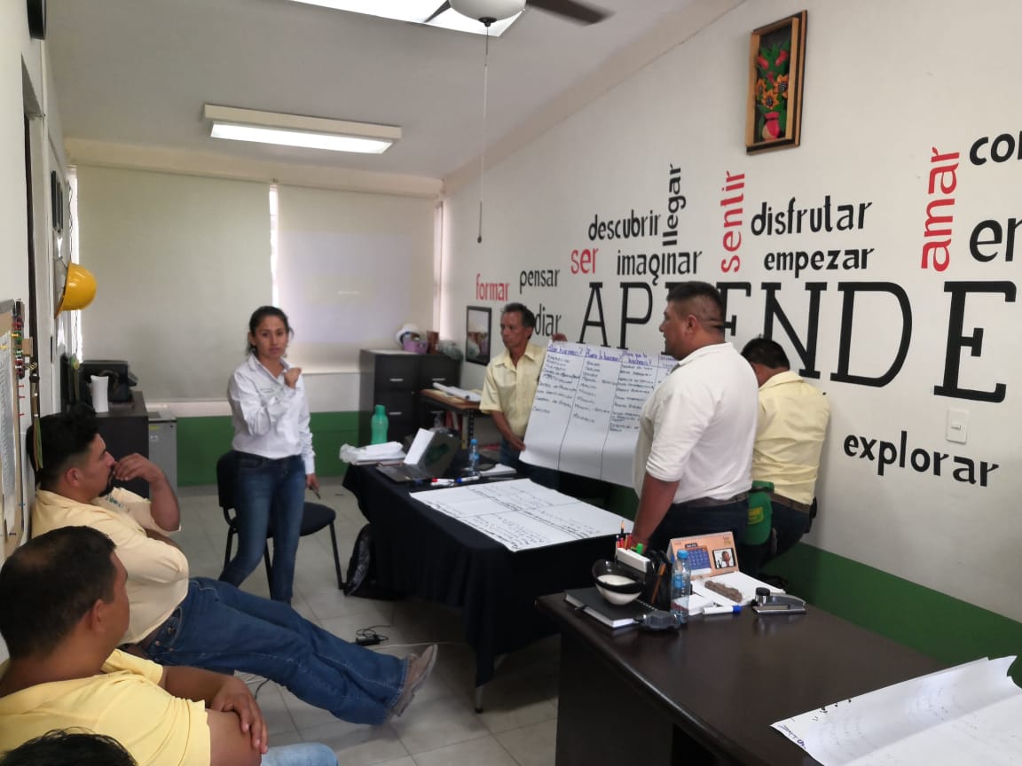 AnaCIMMYT's tweet photo. Taller de "Detección de Necesidades de Capacitación (DNC)"  con los docentes del Cbta 129 de Axochiapan, Mor., con el objetivo de identificar la brecha de oportunidades de capacitación.
#AlianzasSustentables #CIMMYTporMexico #HubPCTO #CIMMYT  #MasAgro @vmva1950 @SedagroMorelos https://t.co/gexsf5li4g