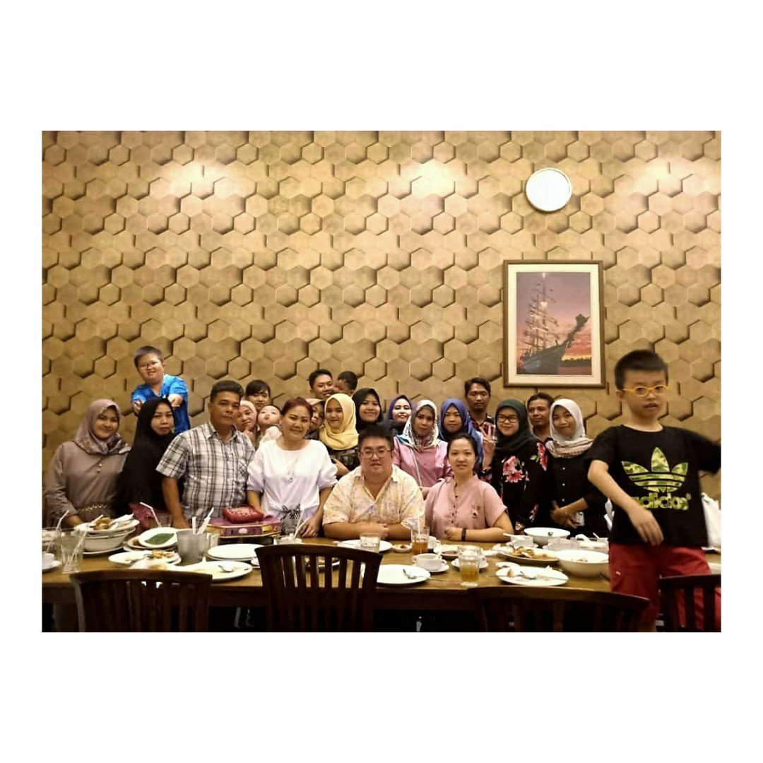 Terimakasih sudah berkunjung ke Rasane Seafood. Utk Rasane Lovers yg bingung mau bukber dimana, bisa langsung ke Rasane. Info dan reservasi:
Rasane Gading Serpong
☎ 021-5422-0608
📱 0858-9101-5736