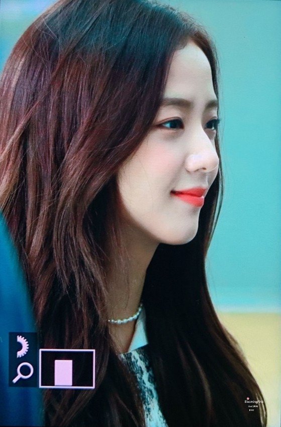 BloomingPink_JS's tweet photo. 190516 #블랙핑크 #지수 #BLACKPINK #JISOO https://t.co/CJDArt9sHS