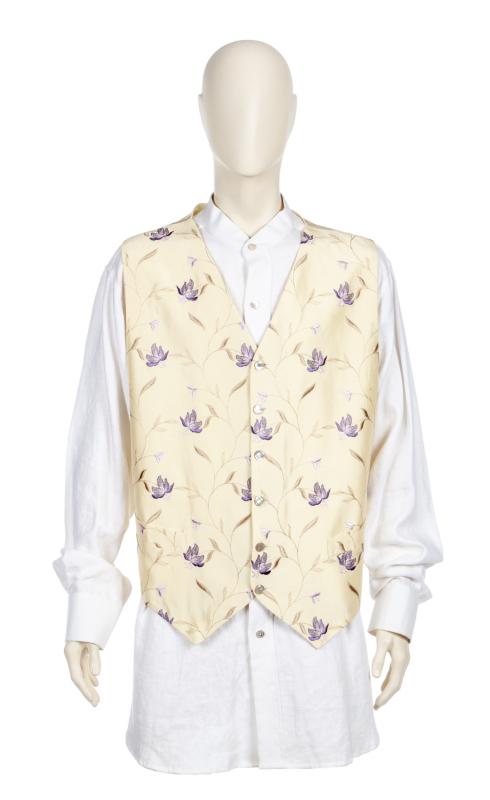 Julien's Auctions tweet media