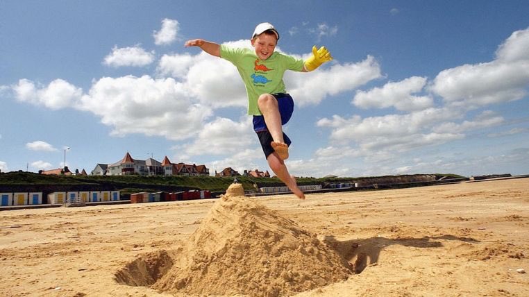 Andrew Fulton (@andrew_boulby) on Twitter photo <a href="/RCAmbassadors/">Redcar | Cleveland Ambassadors</a> <a href="/RedcarCleveland/">Redcar & Cleveland</a> <a href="/iclboulby/">ICL Boulby</a> Saltburn-by-the-Sea on the list ☀️🏖🏄♂️🏄♀️ England's best beaches revealed as 'Attenborough effect' inspires clean-ups
news.sky.com/story/englands… <a href="/RCAmbassadors/">Redcar | Cleveland Ambassadors</a> <a href="/RedcarCleveland/">Redcar & Cleveland</a> <a href="/iclboulby/">ICL Boulby</a> Saltburn-by-the-Sea on the list ☀️🏖🏄♂️🏄♀️ England's best beaches revealed as 'Attenborough effect' inspires clean-ups
news.sky.com/story/englands…