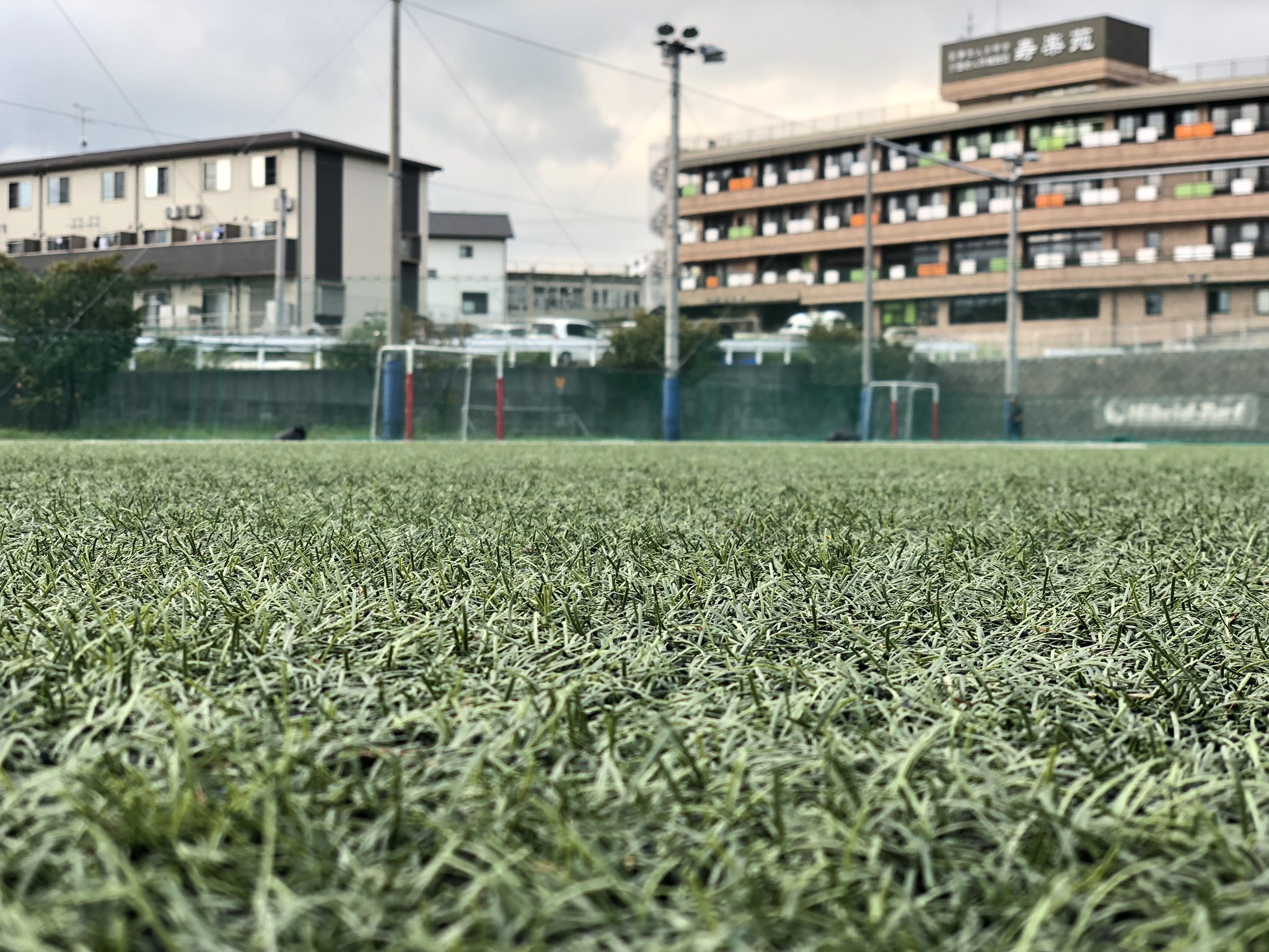 アルバイト募集 大名 5月16日 フットサル日和という ことで今日はバイトメンバーで フットサル大会 ホール キッチン キャッチ 全員で混合フットサル 最高の盛り上がりでしたが 17時からは切り替えて そのメンバーでバイト 今日も 楽しく頑張るぞい