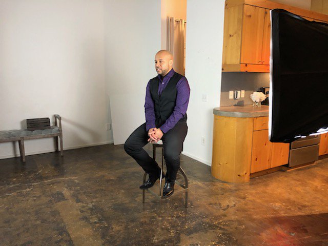 Peauxetic's tweet photo. #BTS filming #ChannelEleven, a mini video series inspired by my #poetry book, #ElevenTWNS π½. Check it out at https://t.co/1sB0QlMIYI. Directed by @RichOutTheMudd π¬#TBT https://t.co/YCqFb1dBgL