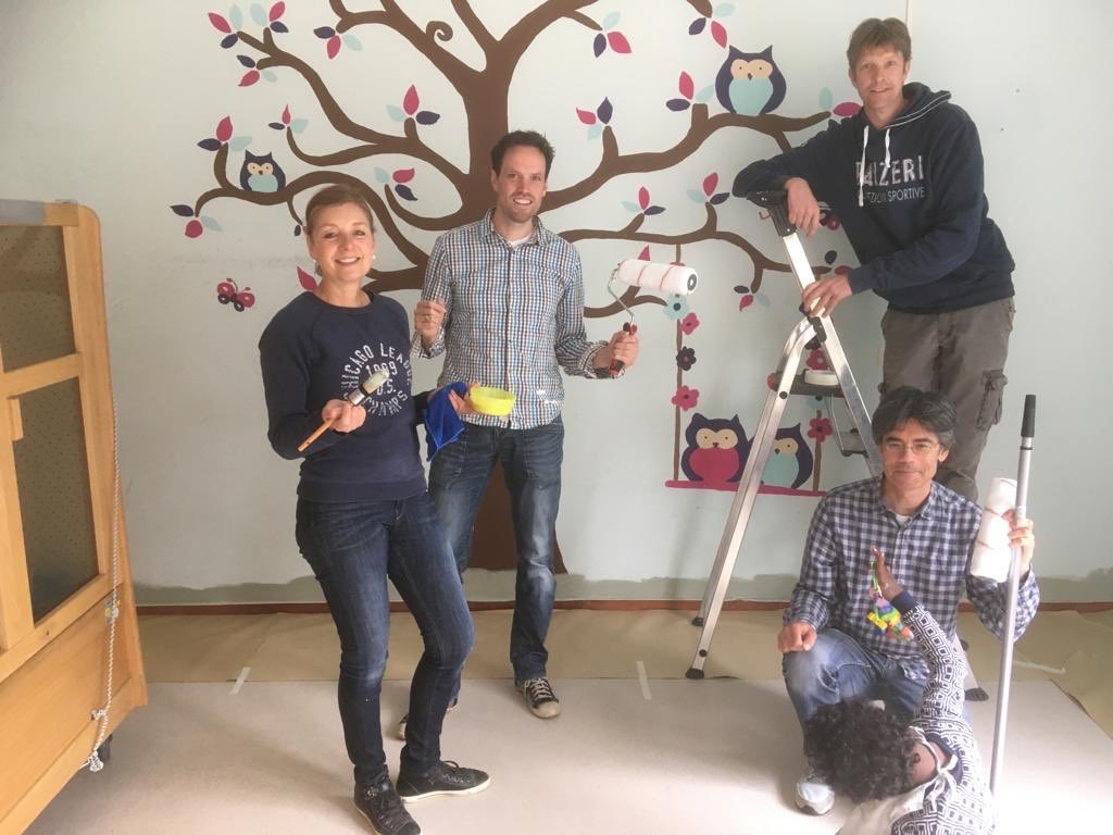 Kantoorpersoneel in actie tijdens ‘s Heeren Loo Doet! Waar ben jij #vandaag te vinden? #shldoet #vrijwilligers #mooiwerk